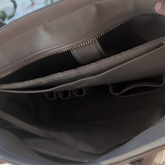 Dagne Dover Legend Tote - Picture 4 of 10